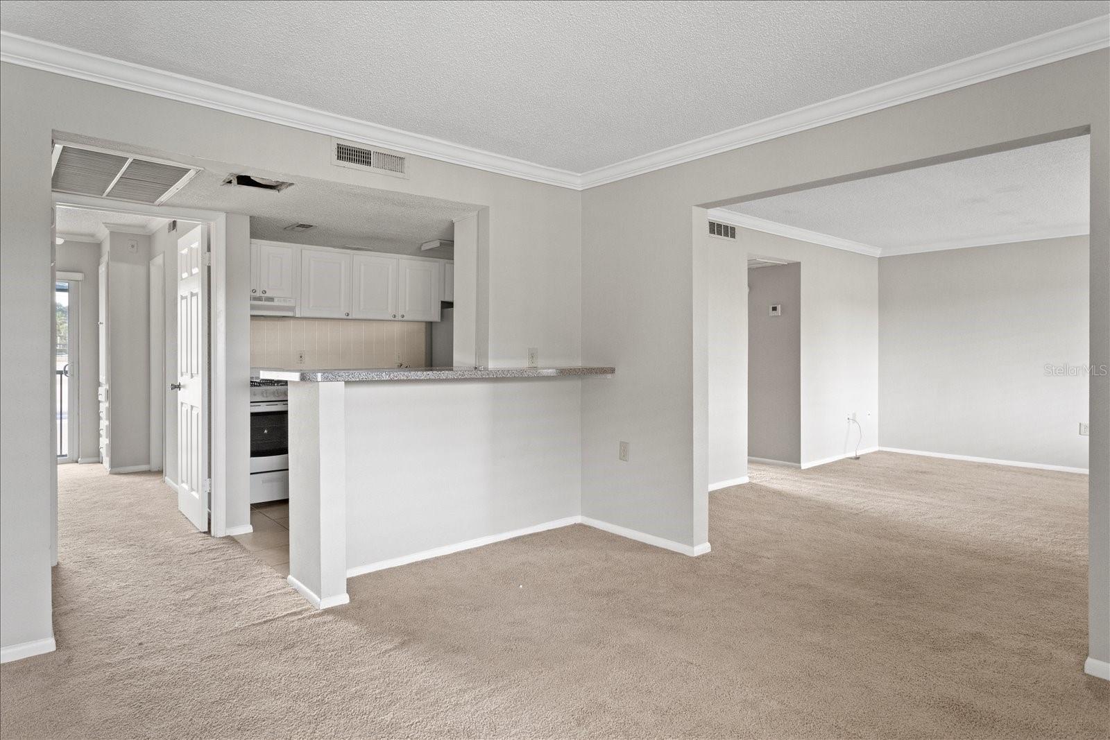 Image 5 of 25 For 115 Oyster Bay Circle 320