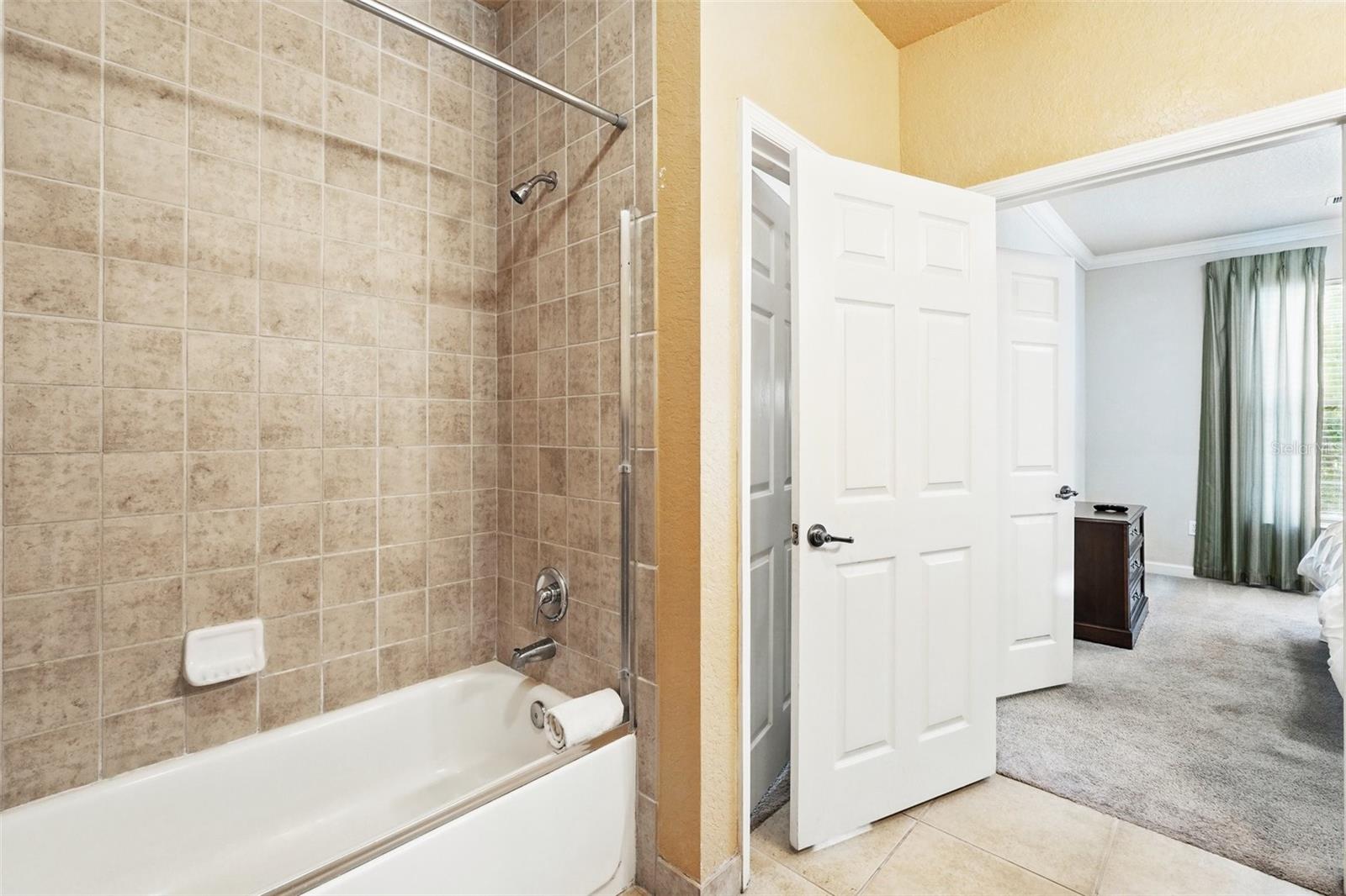 Image 19 of 36 For 1351 Tuscan Ter  8107