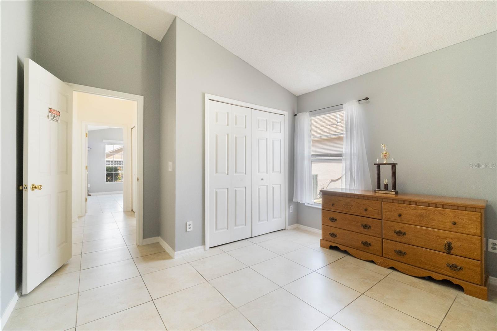 Image 17 of 25 For 640 Lady Diana Drive
