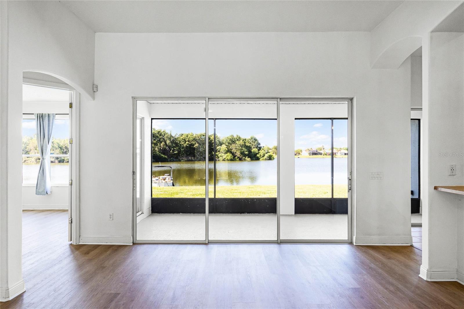 Image 14 of 91 For 3561 Somerset Circle