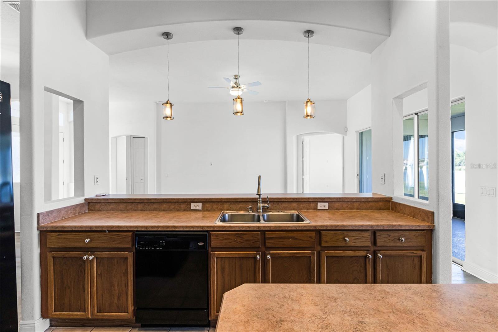 Image 19 of 91 For 3561 Somerset Circle