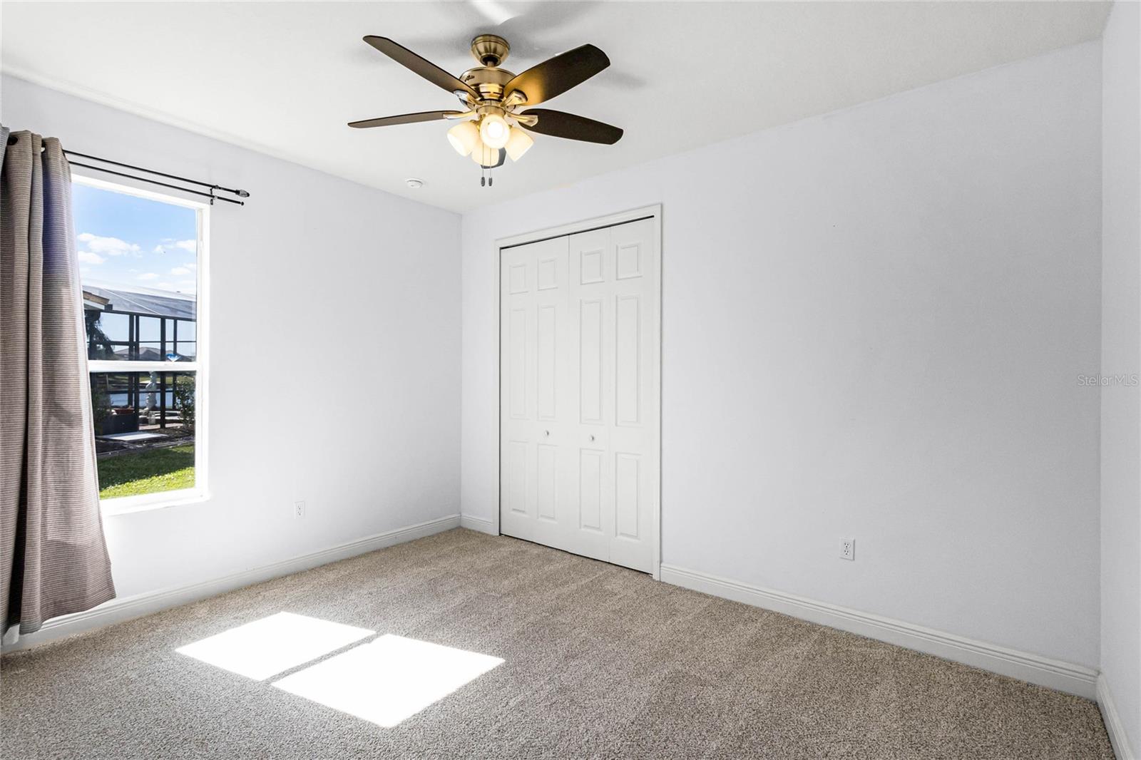 Image 29 of 91 For 3561 Somerset Circle