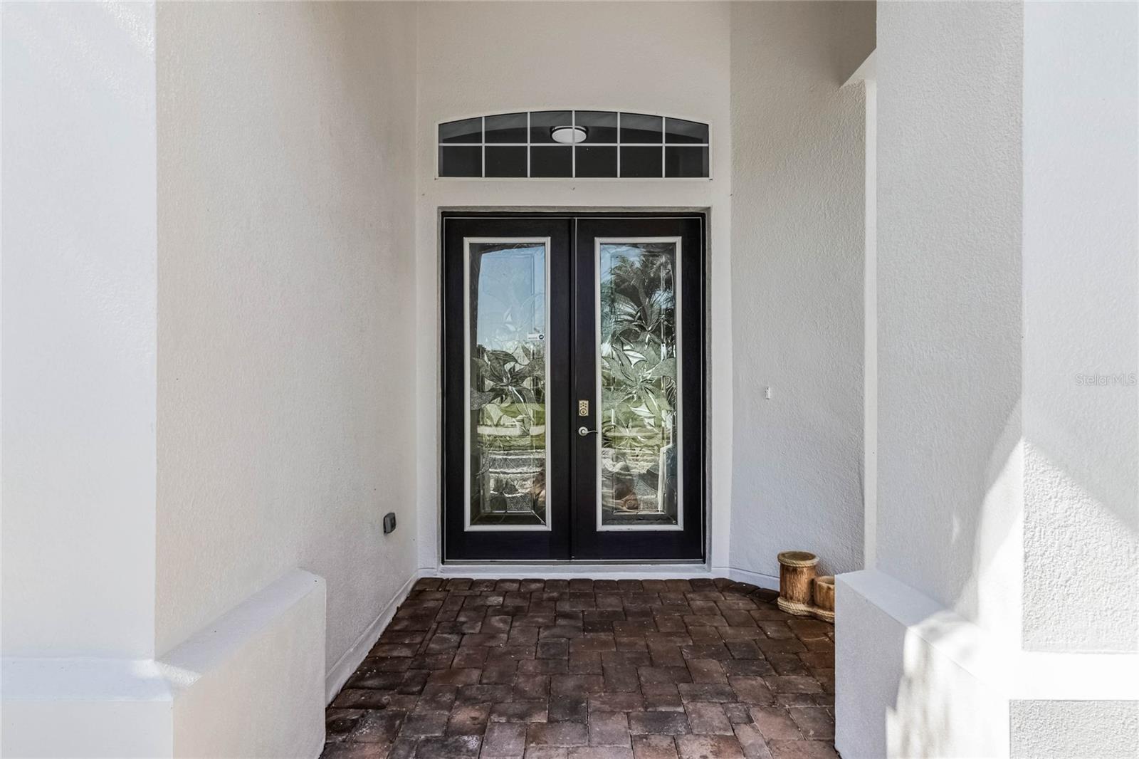 Image 4 of 91 For 3561 Somerset Circle