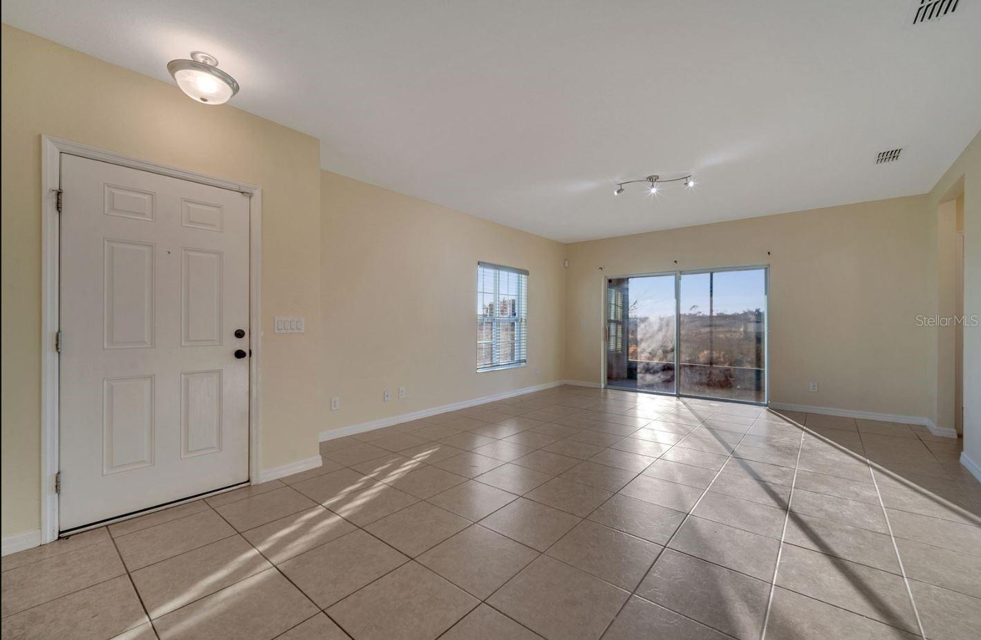 Image 12 of 15 For 172 Primrose Drive
