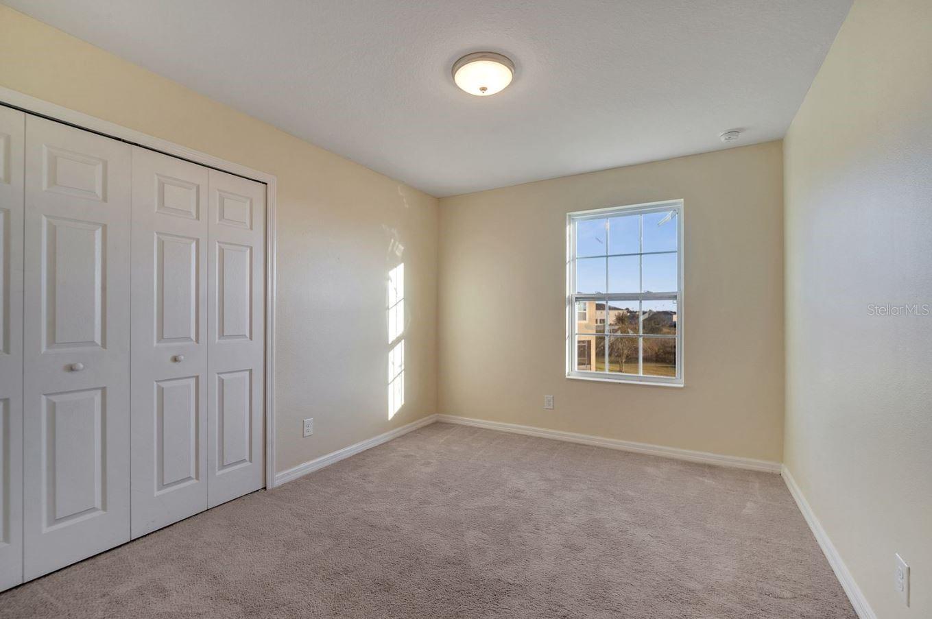 Image 3 of 15 For 172 Primrose Drive