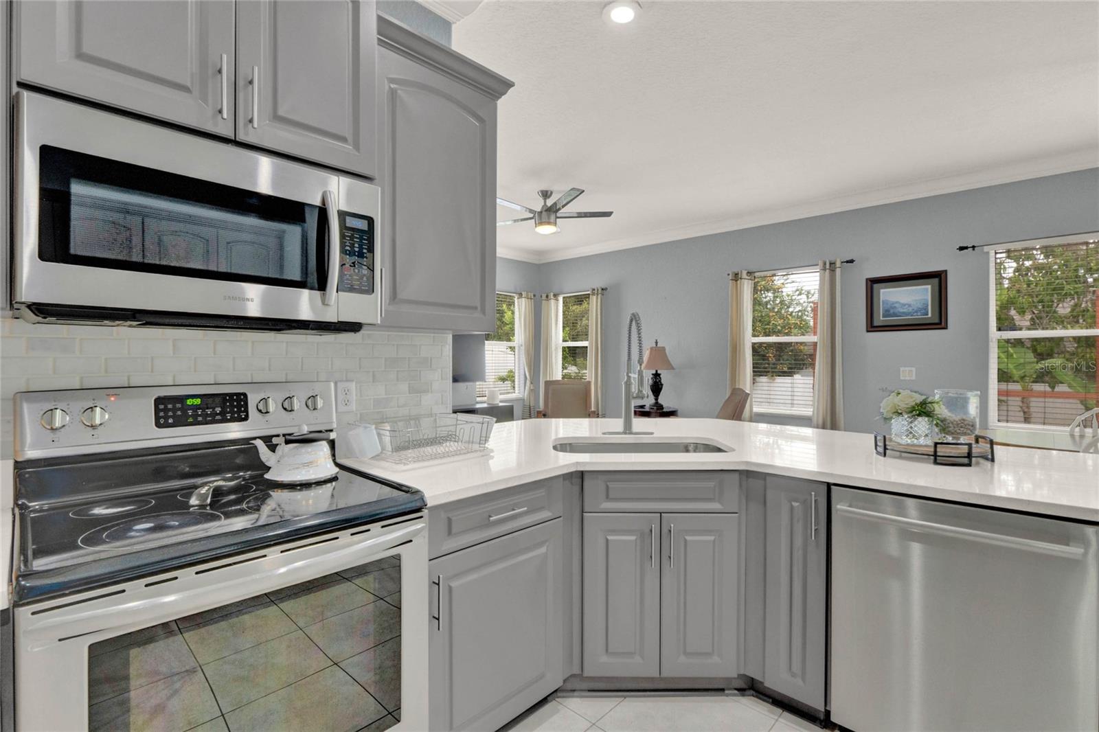 Image 16 of 49 For 309 Lake Amberleigh Drive
