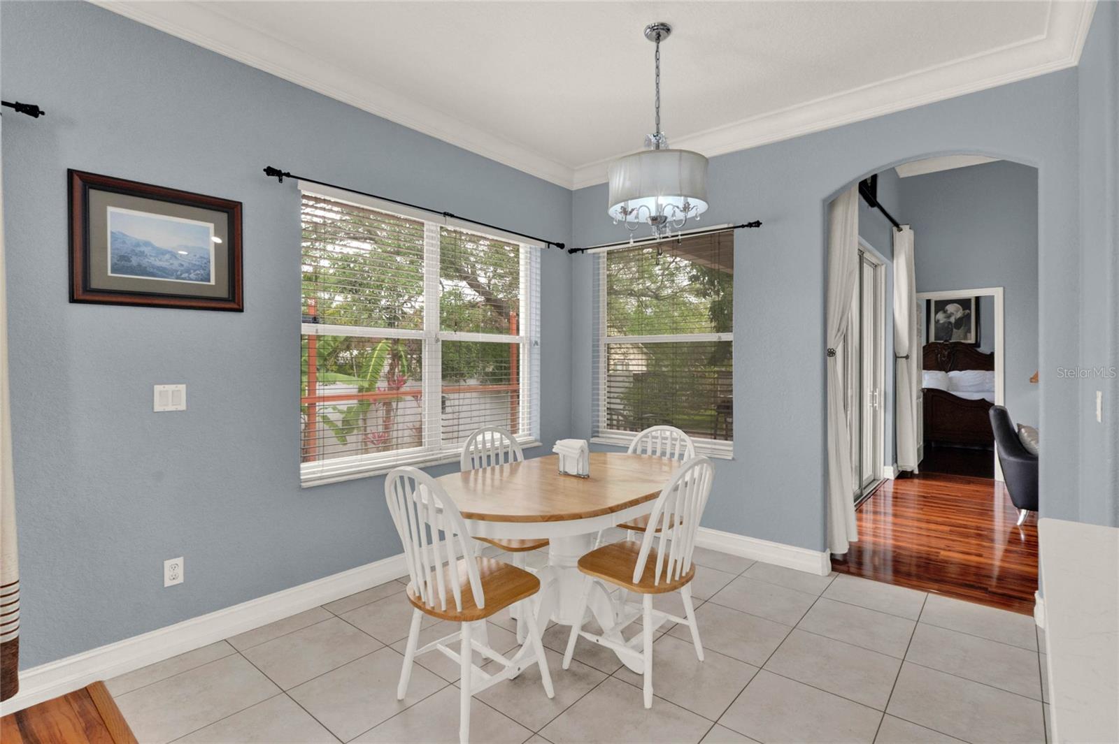 Image 18 of 49 For 309 Lake Amberleigh Drive