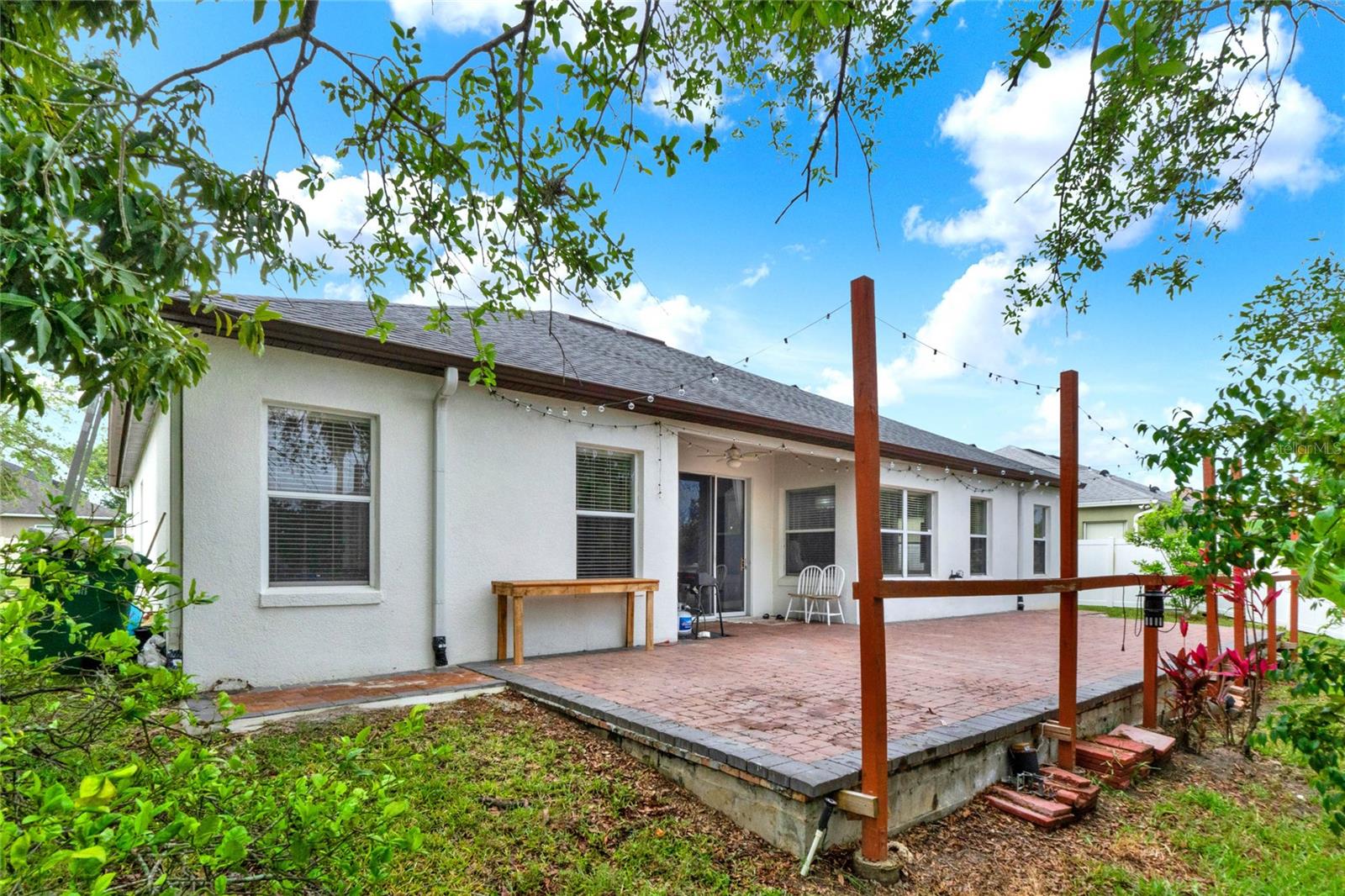 Image 33 of 49 For 309 Lake Amberleigh Drive