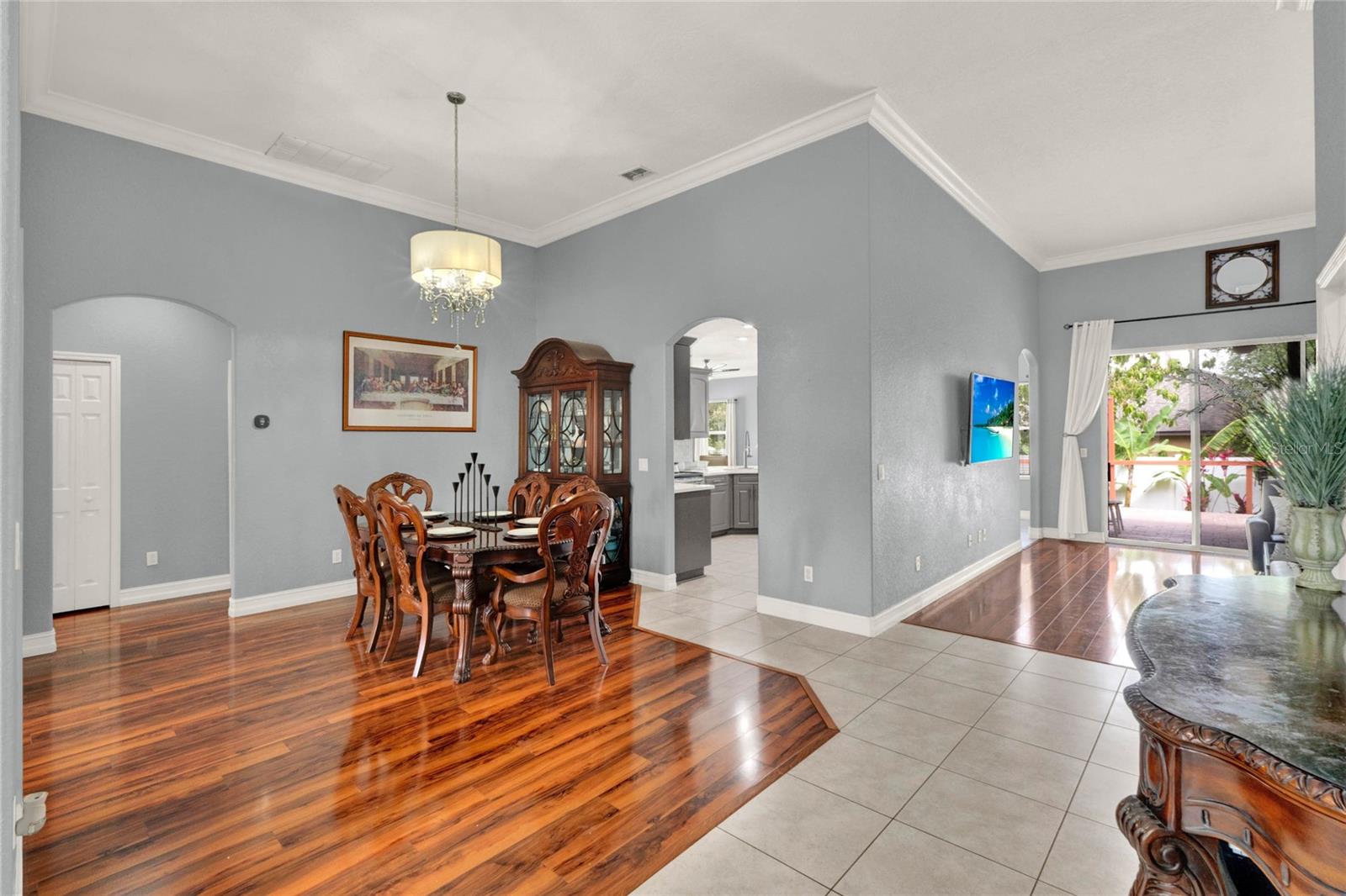 Image 7 of 49 For 309 Lake Amberleigh Drive