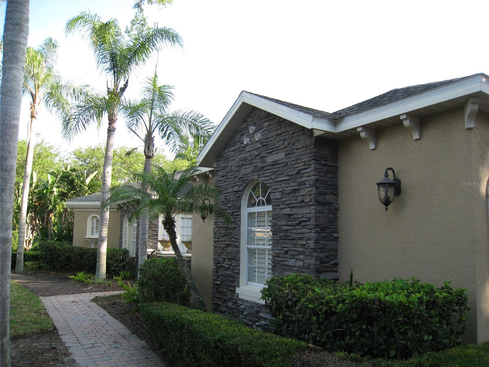 Image 4 of 34 For 2108 Northumbria Drive