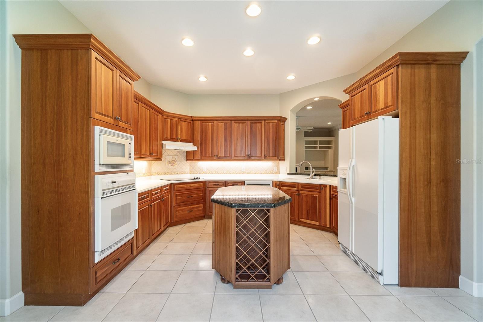 Image 13 of 45 For 6125 Foxfield Court