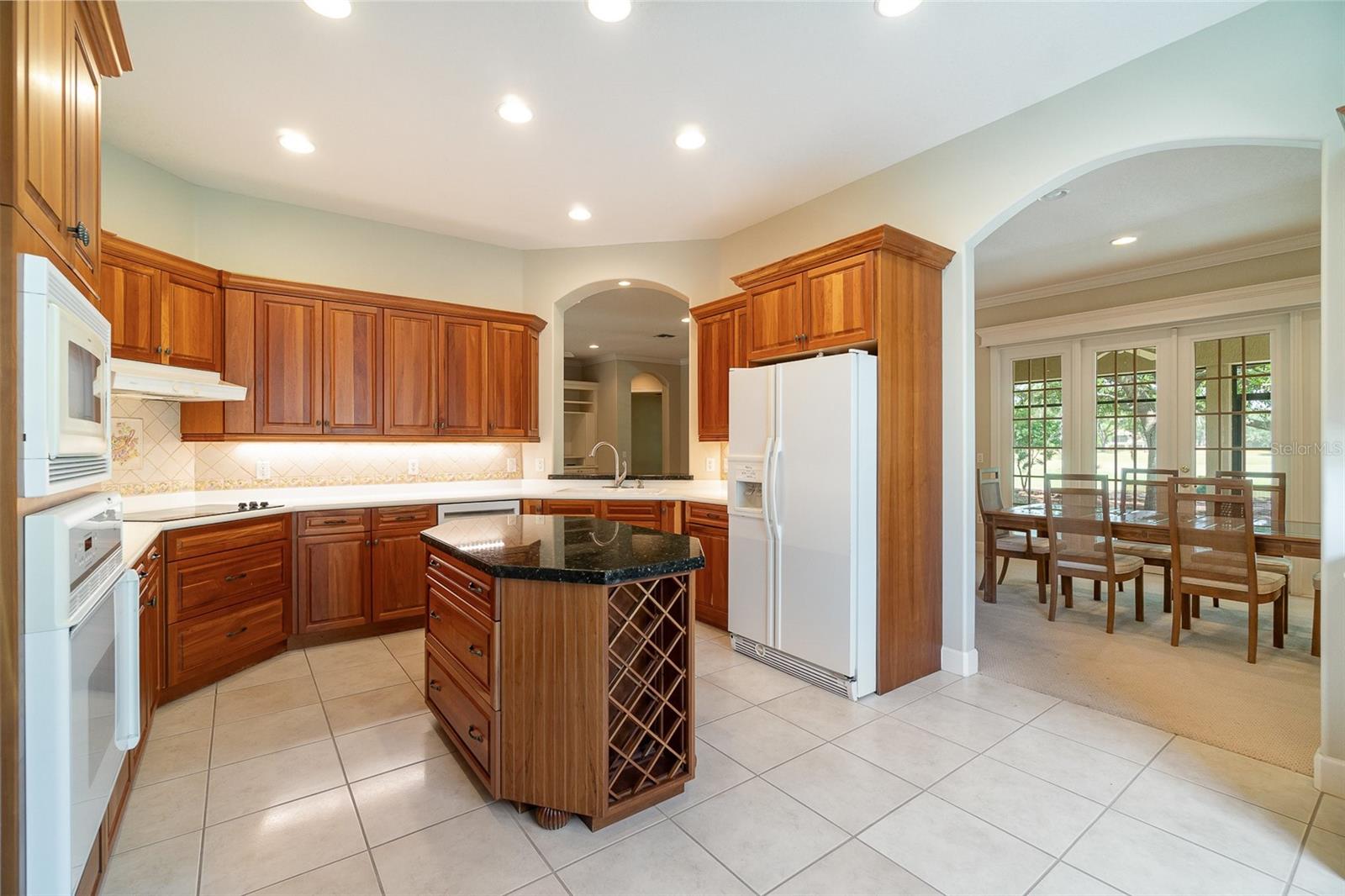 Image 14 of 45 For 6125 Foxfield Court