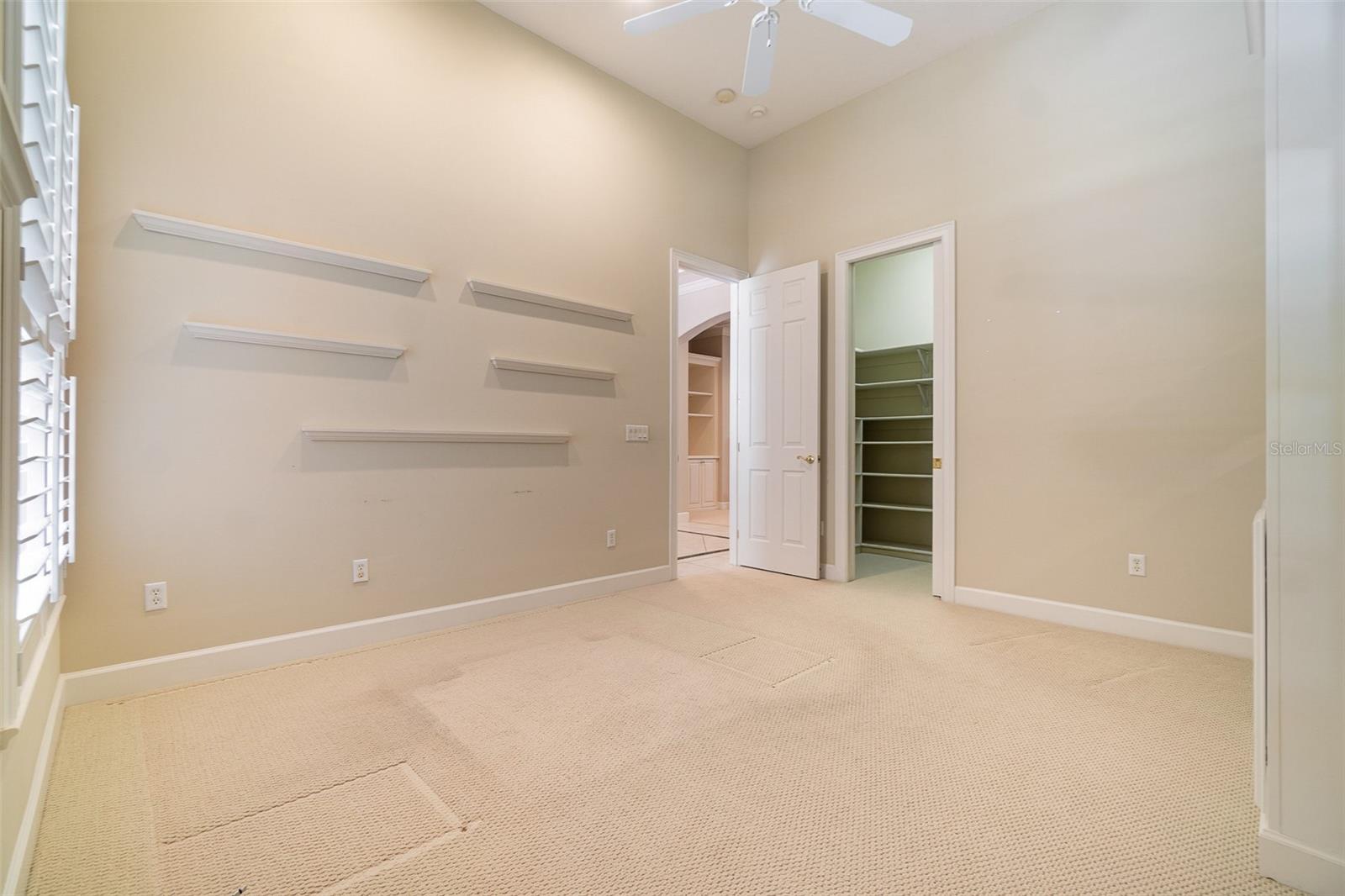 Image 25 of 45 For 6125 Foxfield Court