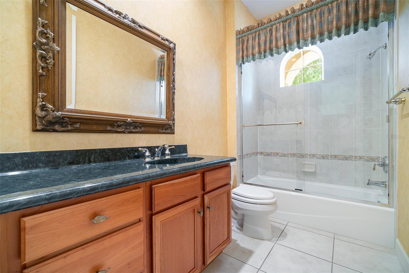 Image 28 of 45 For 6125 Foxfield Court
