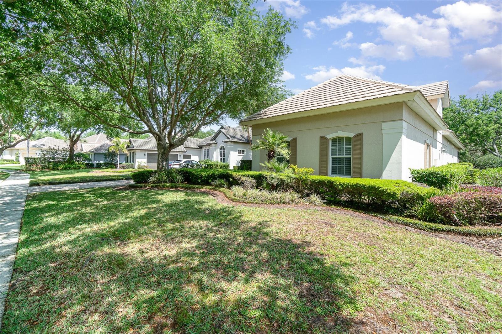 Image 4 of 45 For 6125 Foxfield Court