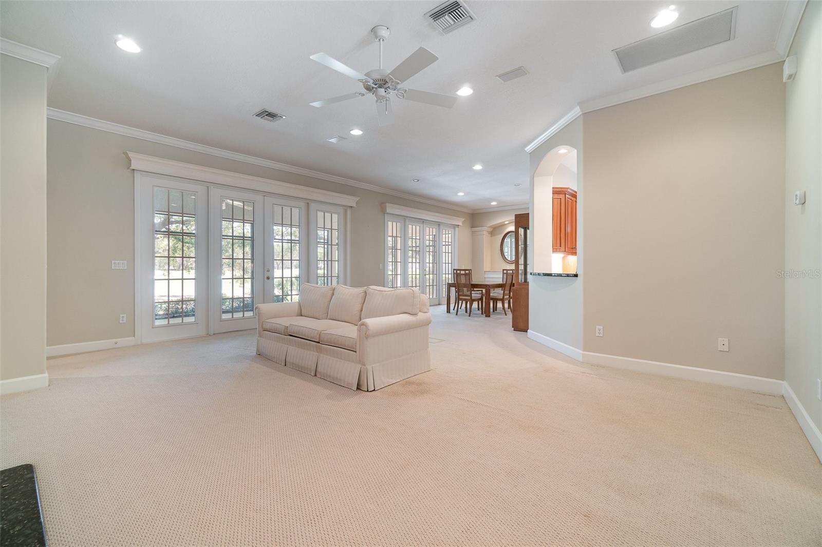 Image 8 of 45 For 6125 Foxfield Court