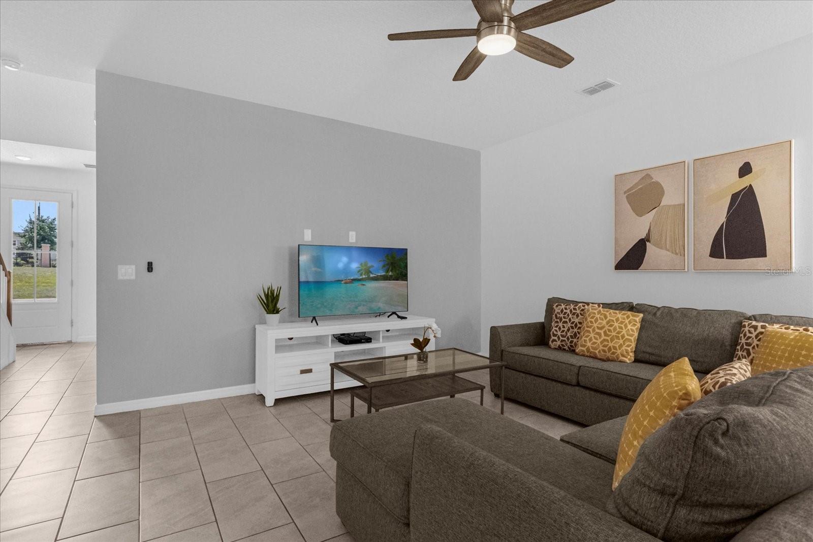 Image 11 of 46 For 1644 Tropical Palms Circle