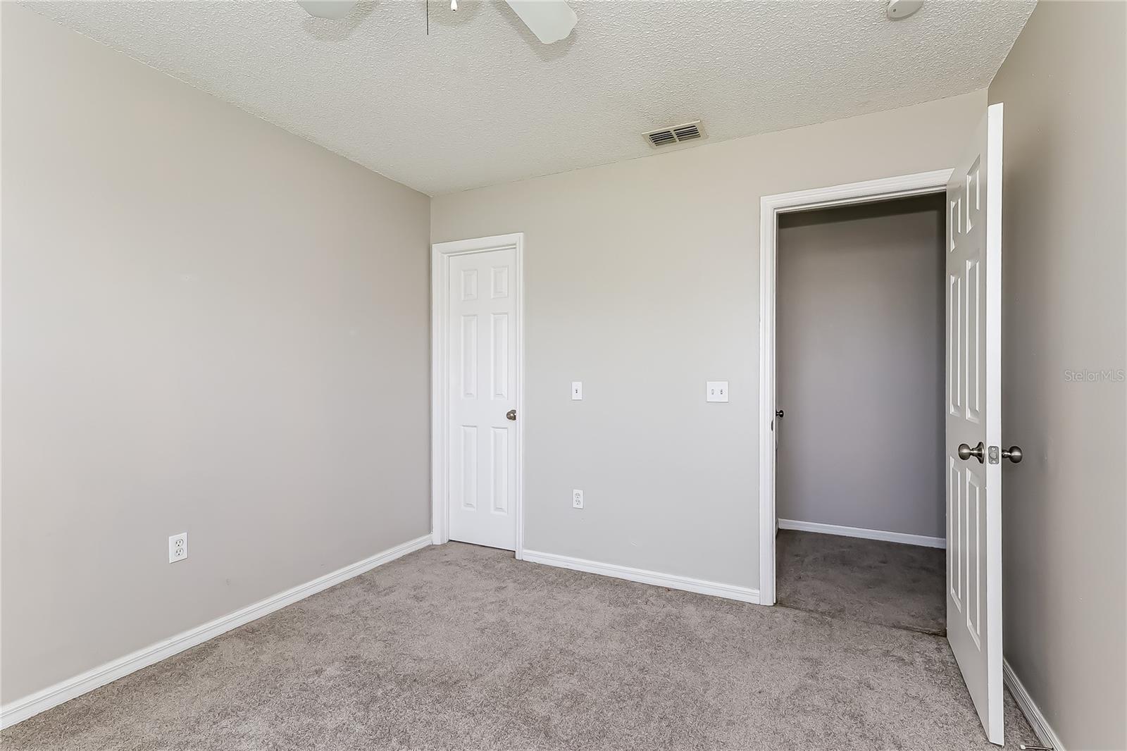 Image 14 of 17 For 637 Delmonte Court
