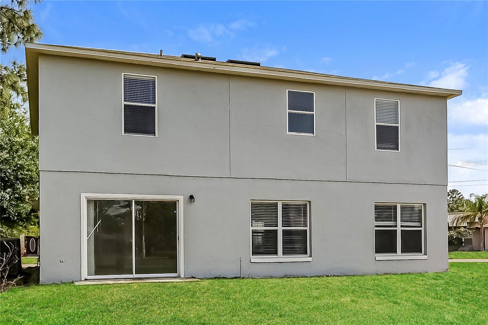Image 16 of 17 For 637 Delmonte Court