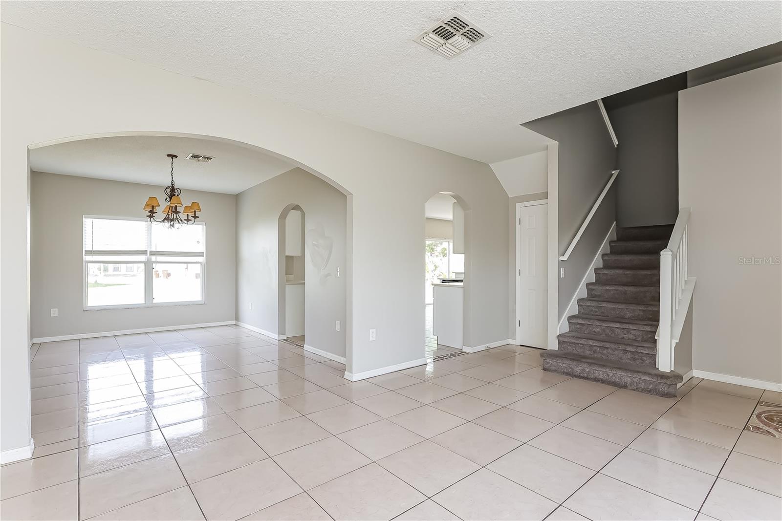 Image 4 of 17 For 637 Delmonte Court
