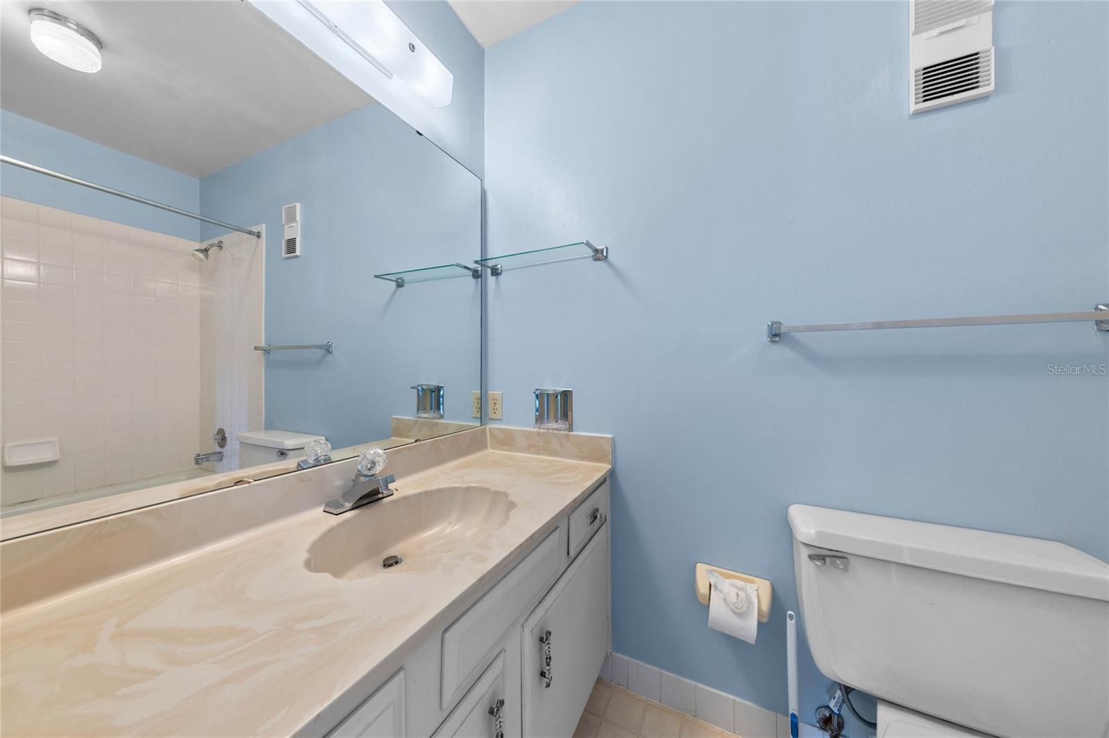 Image 16 of 20 For 1337 Villa Lane 49