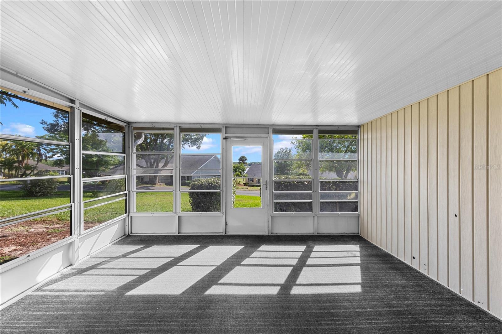 Image 19 of 20 For 1337 Villa Lane 49