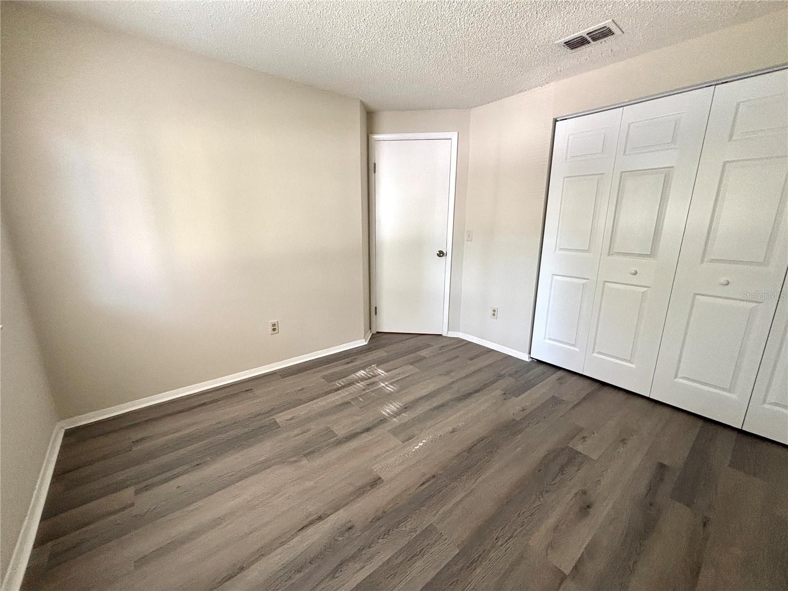 Image 11 of 16 For 4810 Sanoma Village B