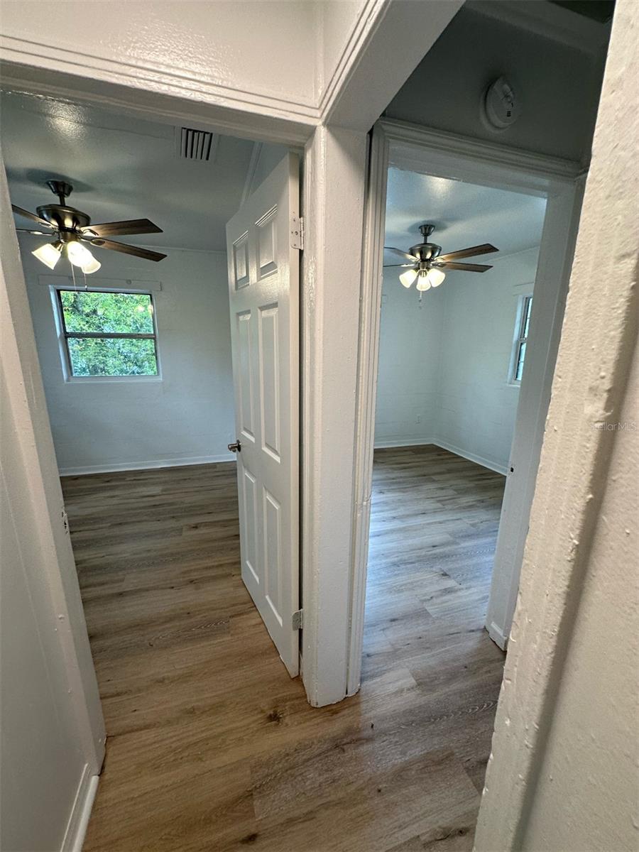 Image 10 of 11 For 1025 Colyer Street A-b