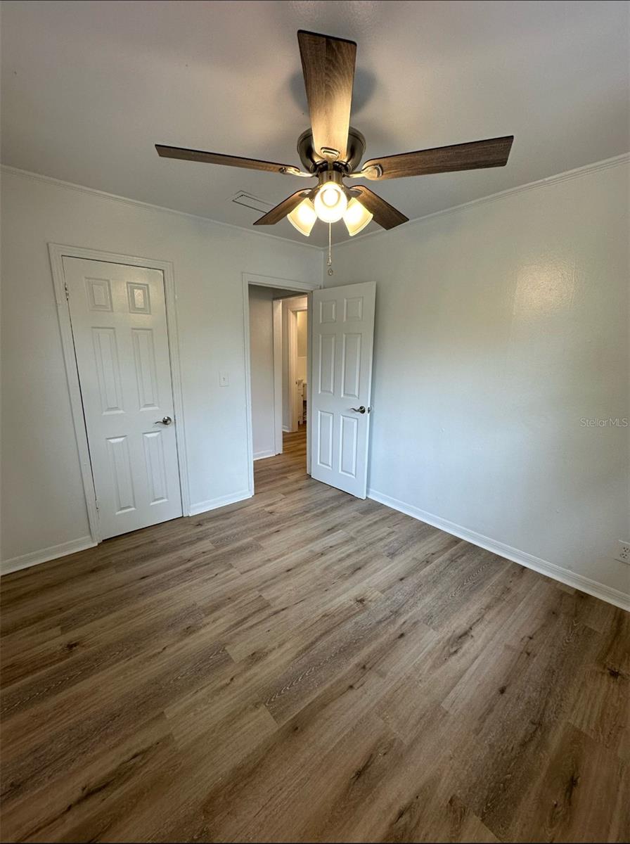 Image 11 of 11 For 1025 Colyer Street A-b