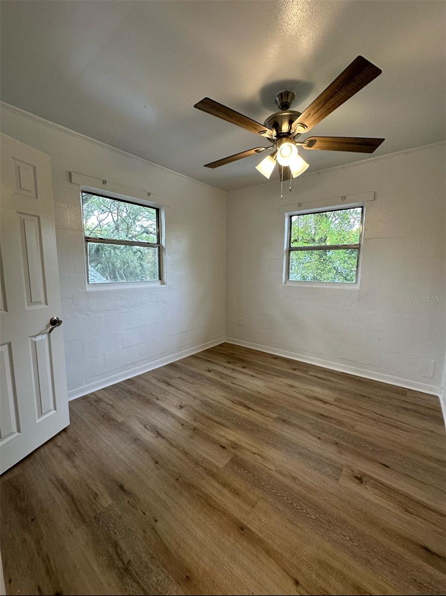 Image 8 of 11 For 1025 Colyer Street A-b