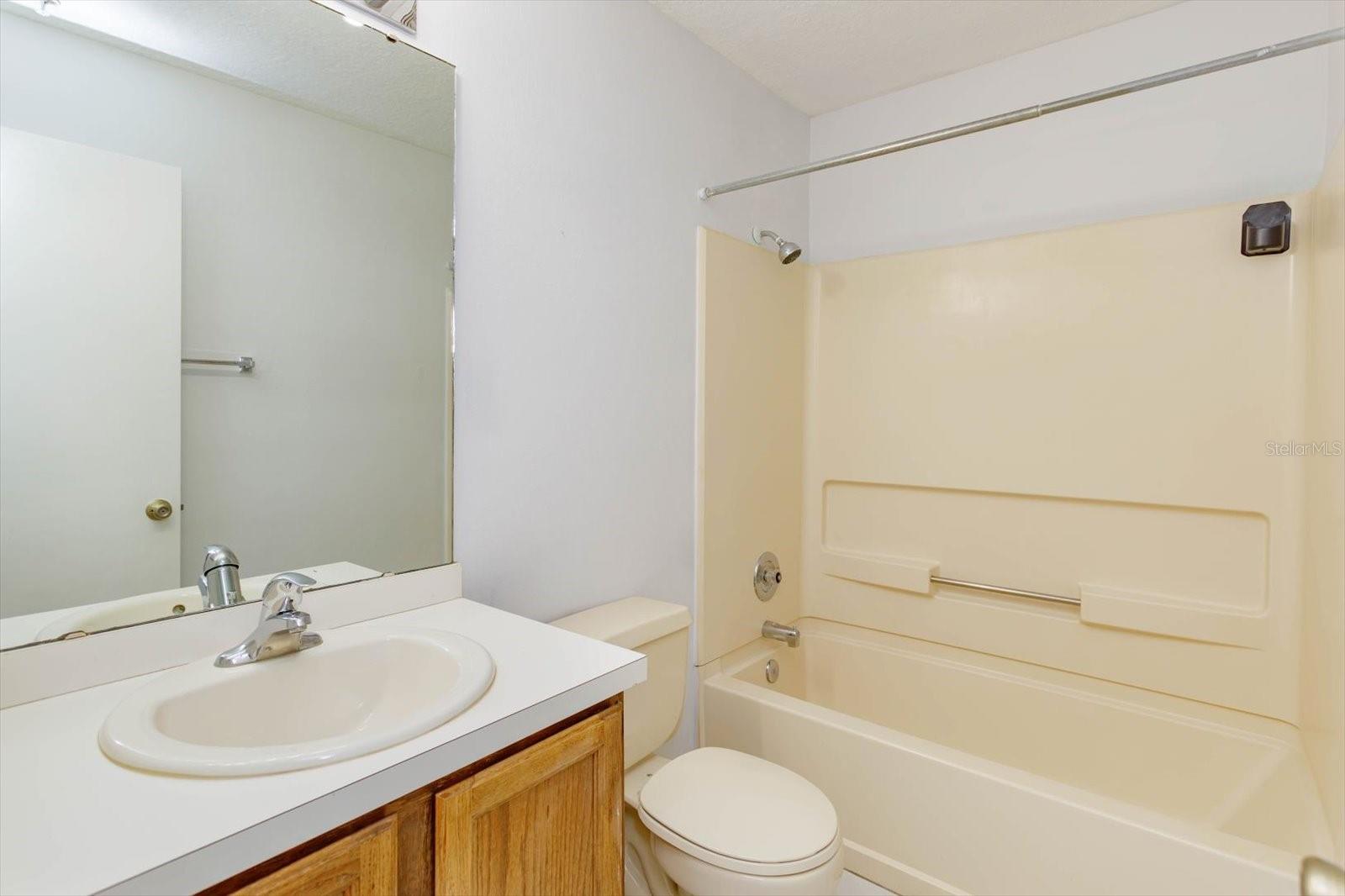 Image 17 of 25 For 109 Reserve Circle 109