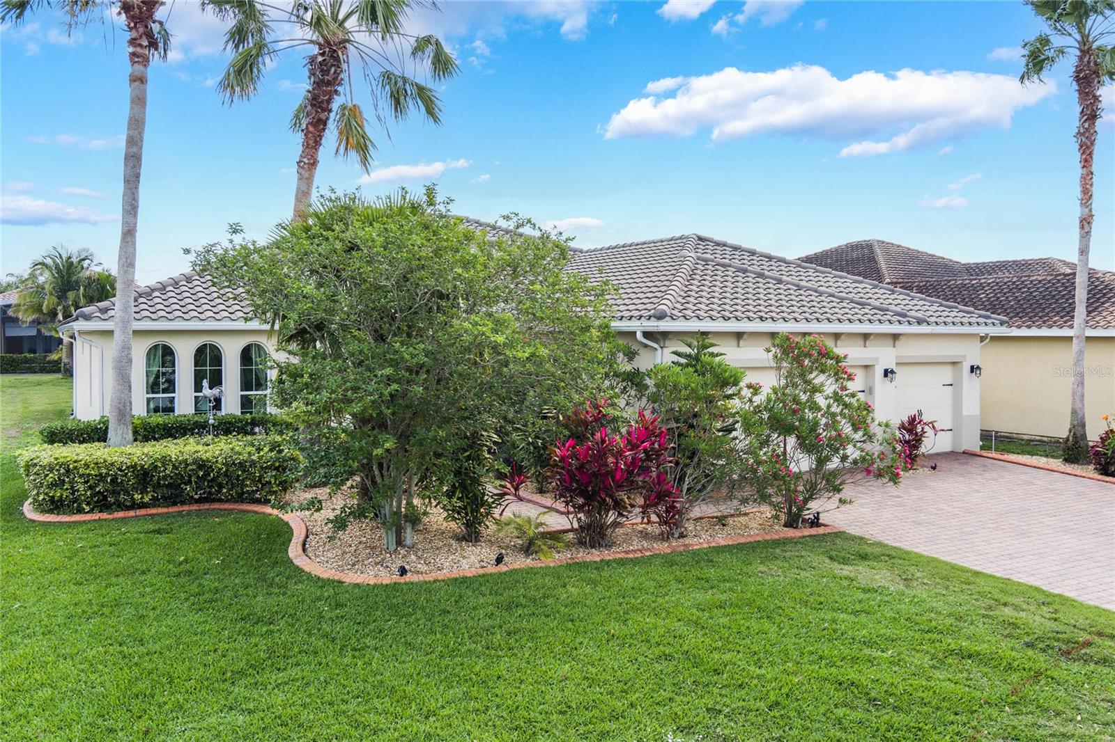 Image 2 of 82 For 3750 Paradiso Circle