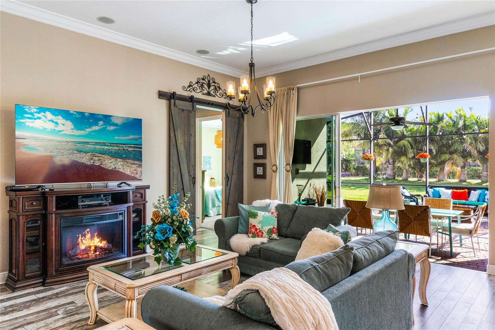 Image 9 of 82 For 3750 Paradiso Circle