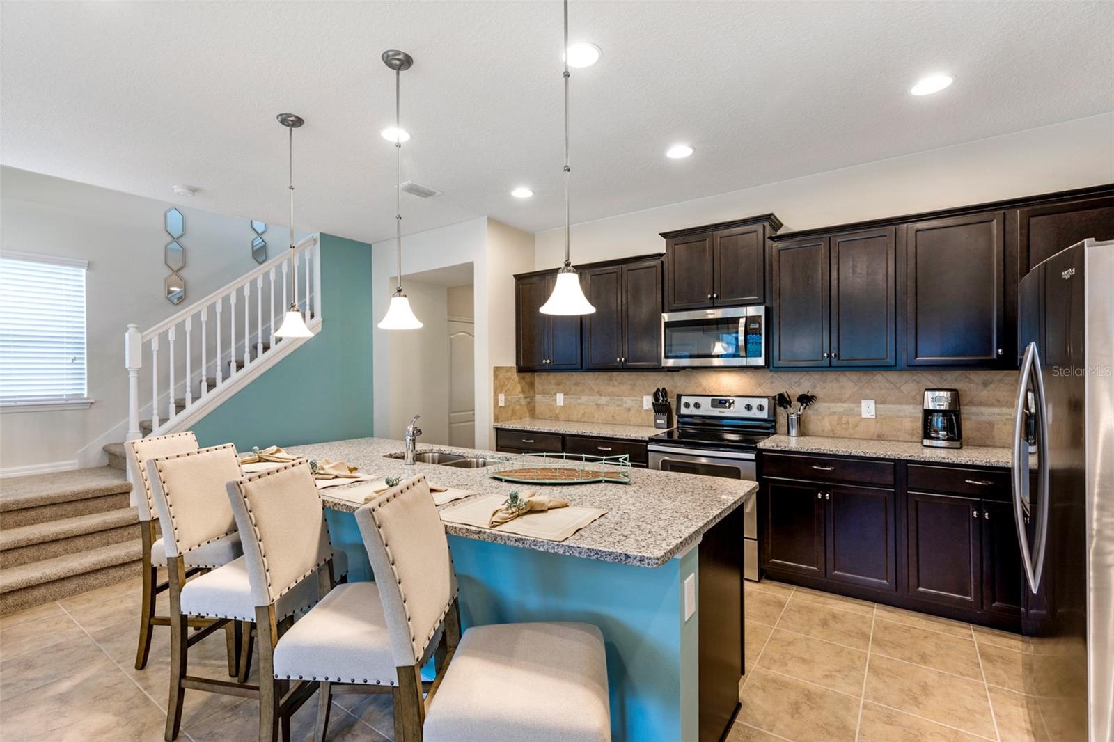 Image 10 of 33 For 8887 Geneve Court