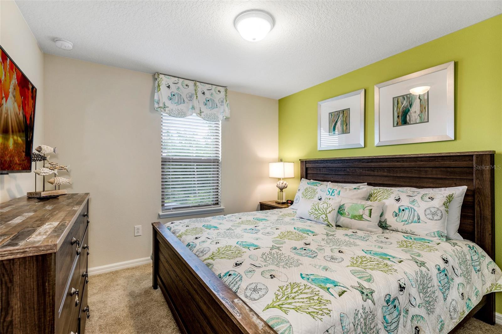 Image 22 of 33 For 8887 Geneve Court