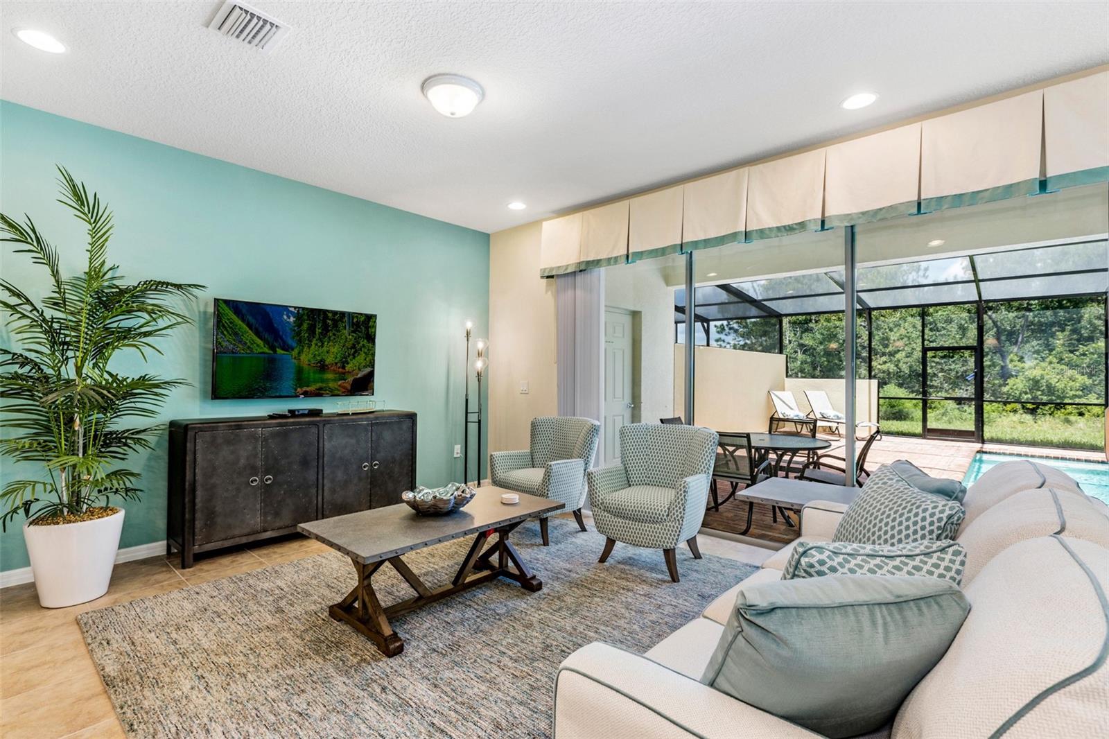 Image 3 of 33 For 8887 Geneve Court