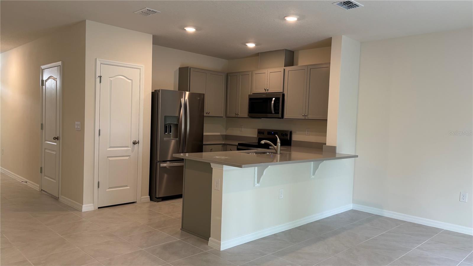 Image 10 of 25 For 2376 Penguin Boulevard