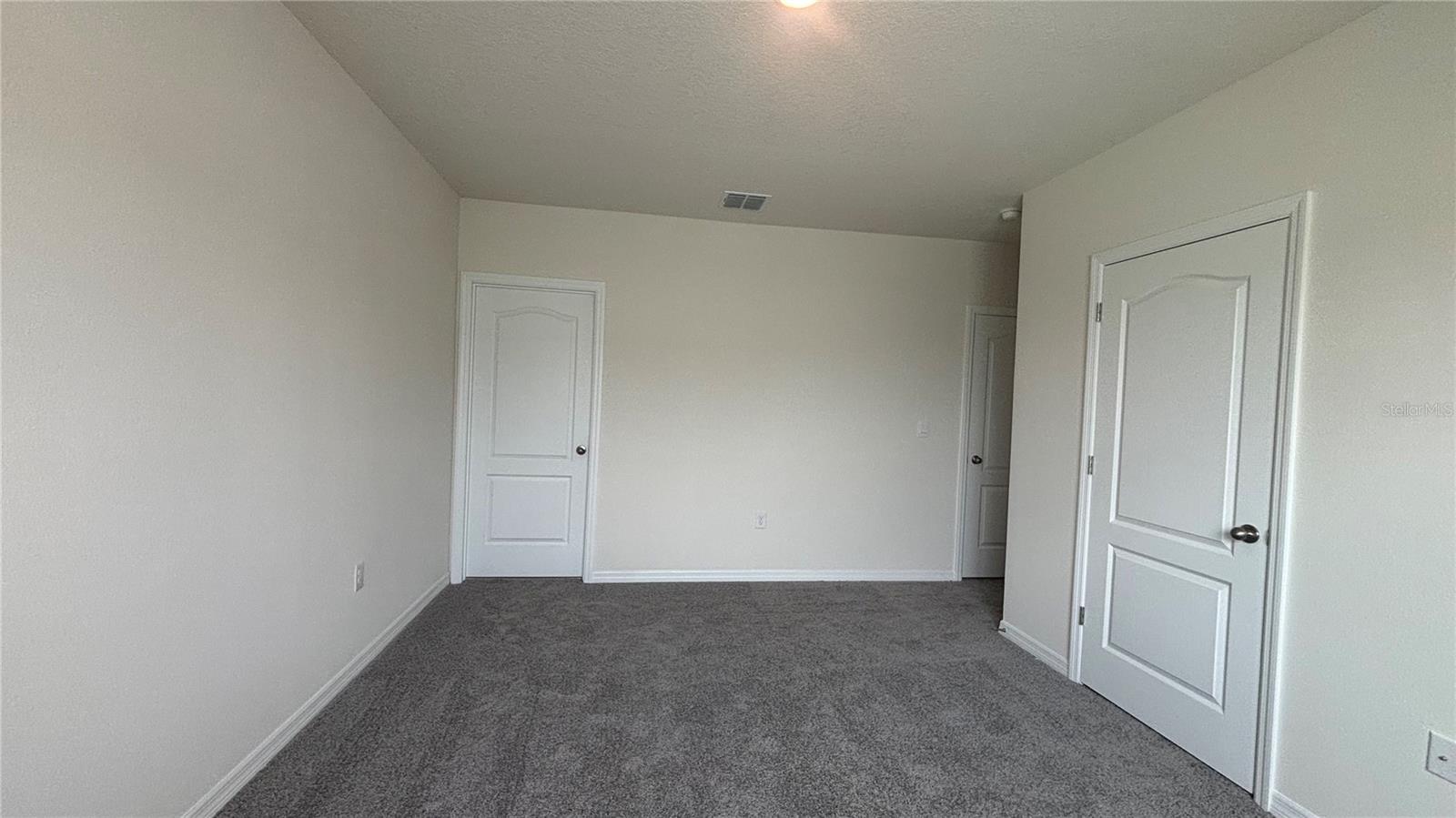 Image 15 of 25 For 2376 Penguin Boulevard