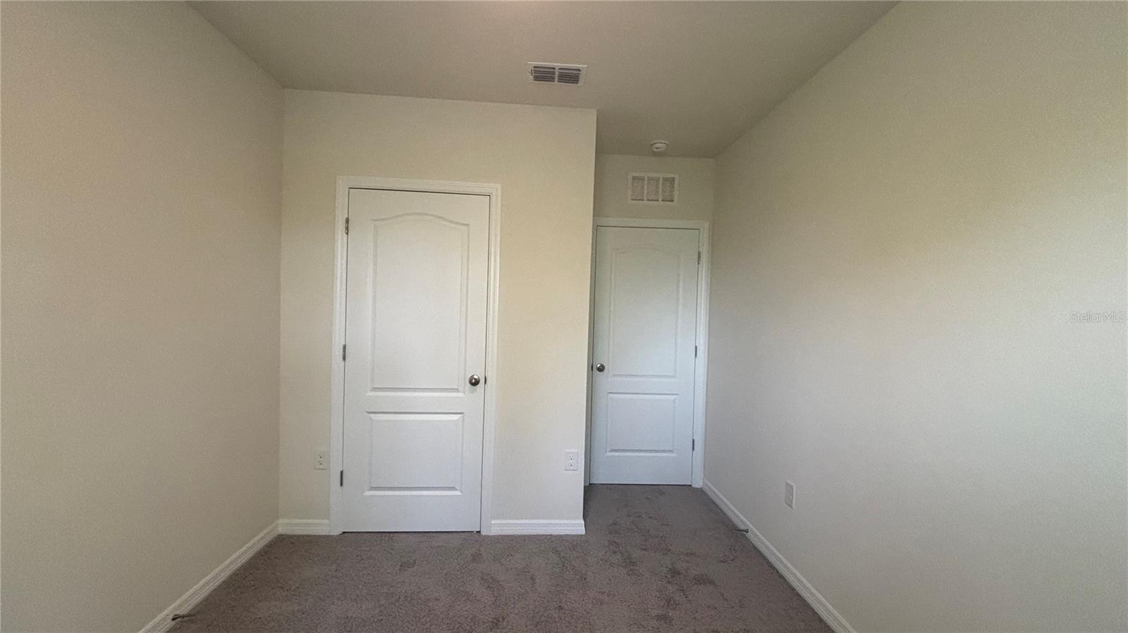 Image 19 of 25 For 2376 Penguin Boulevard