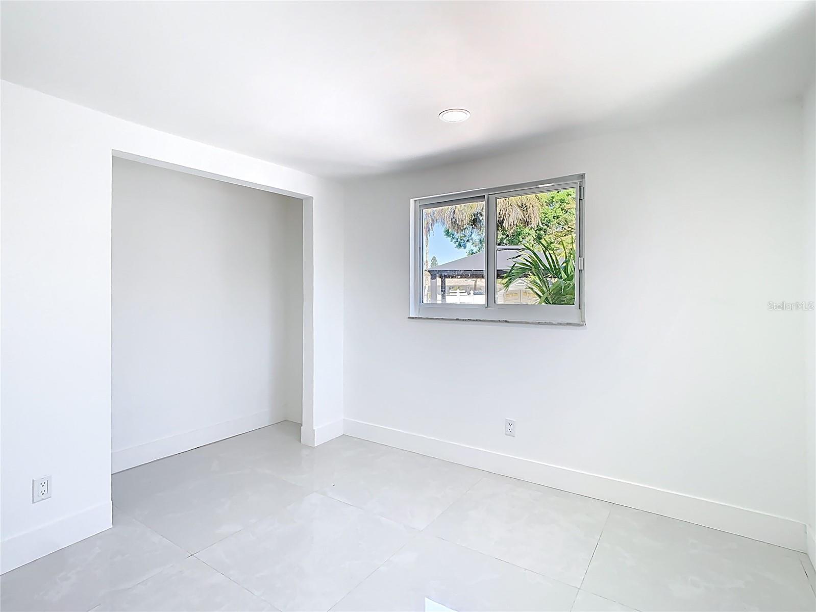 Image 30 of 41 For 3711 Huntington Street Ne