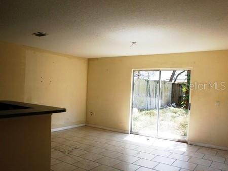 Image 4 of 7 For 452 Orange Avenue