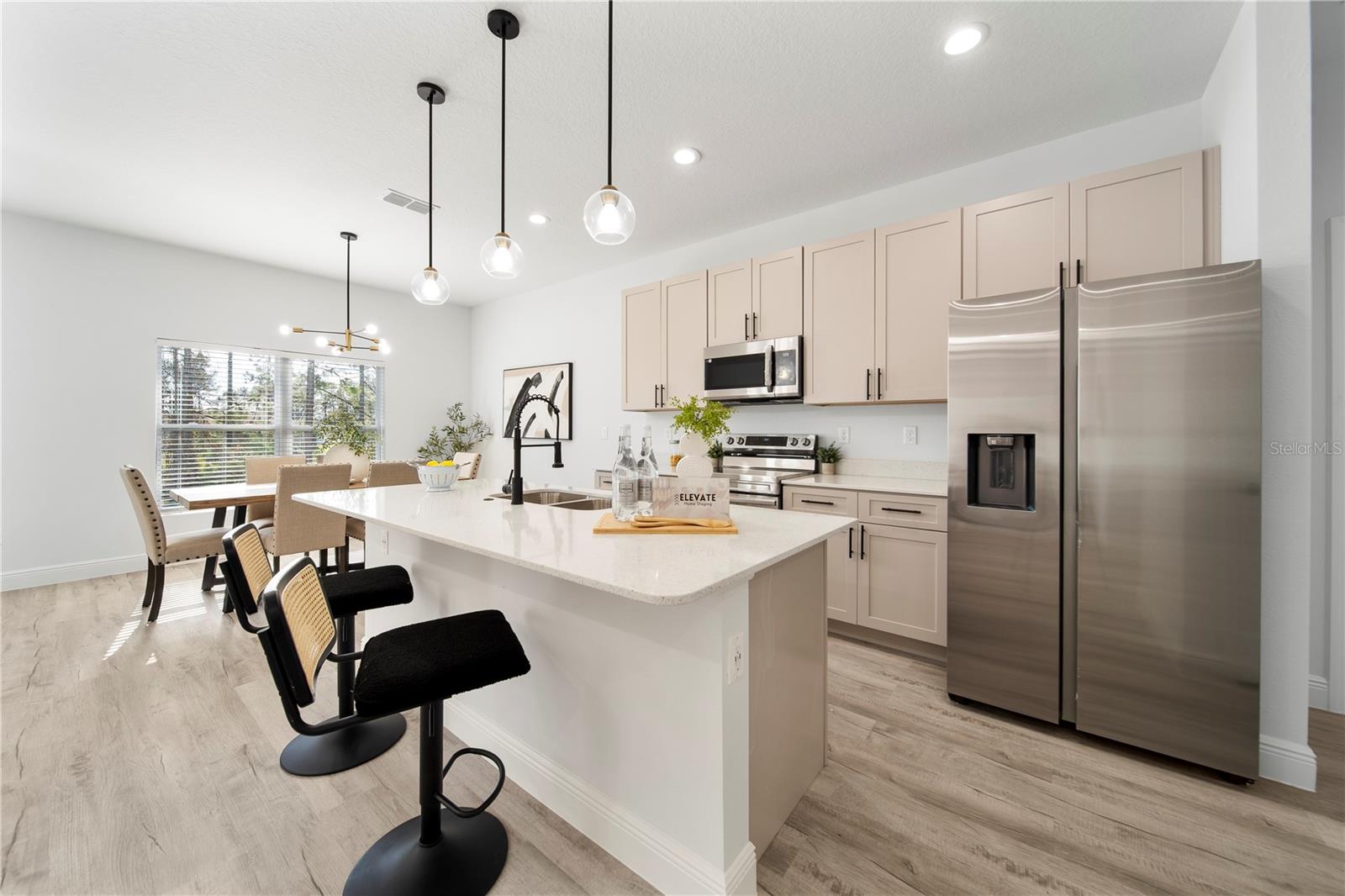 Image 5 of 29 For 2297 Wagonwheel Avenue Se