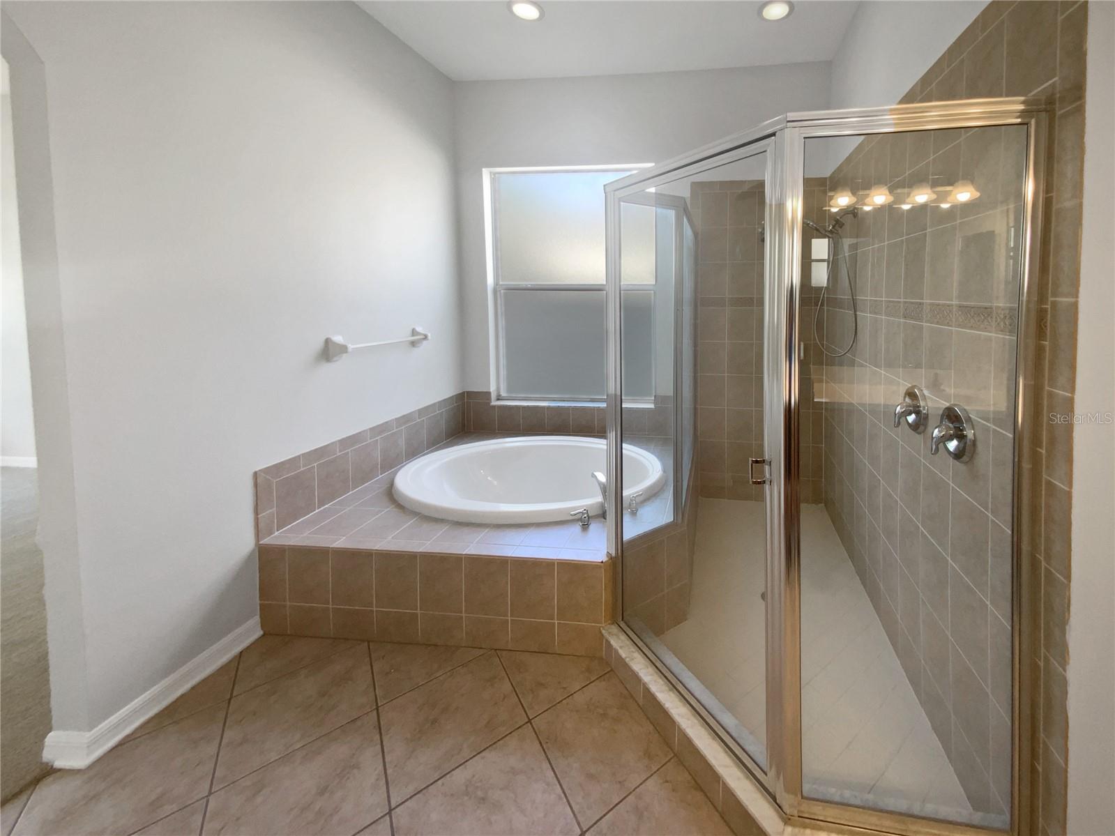 Image 19 of 44 For 4249 Hawksley Place