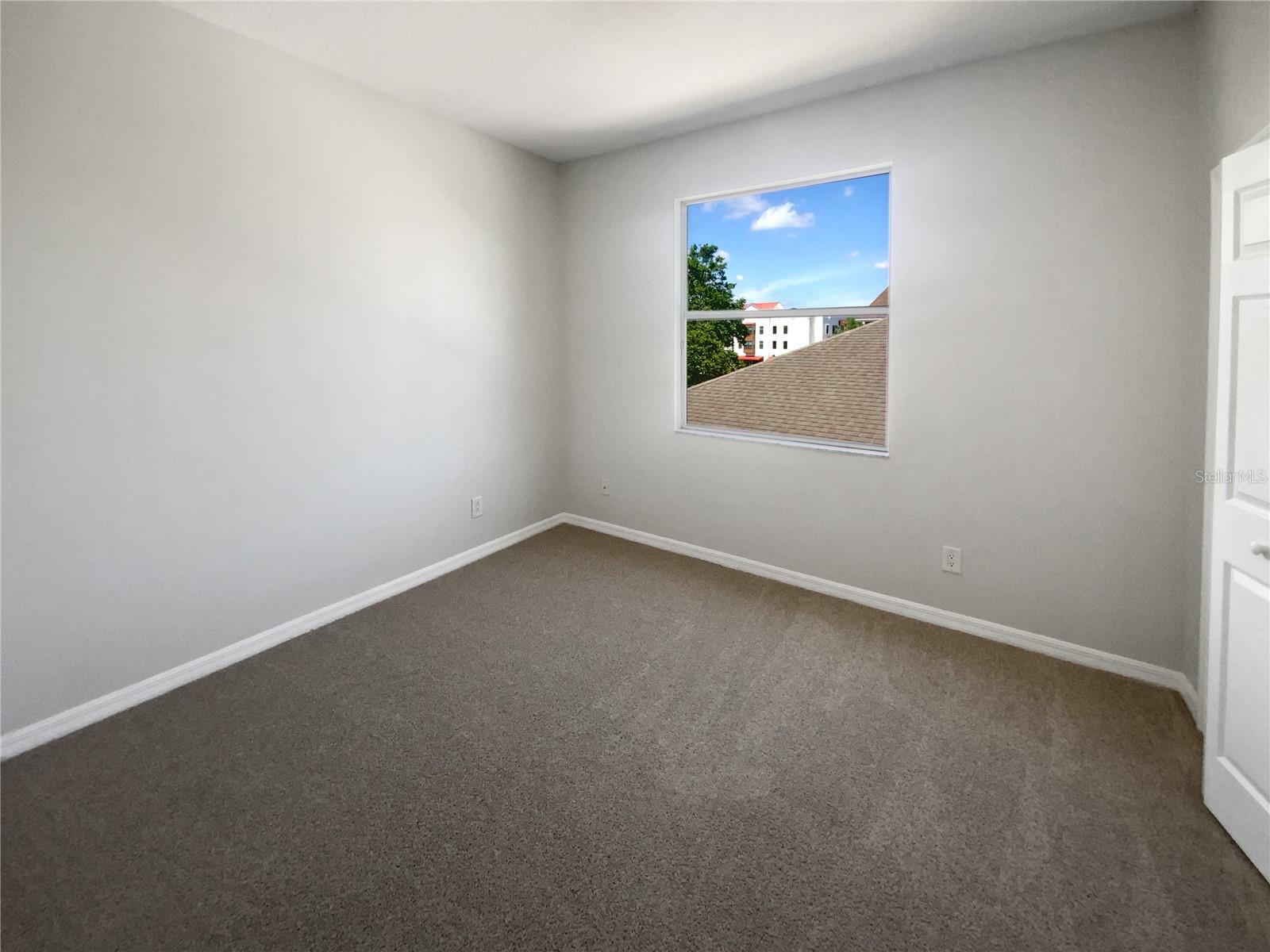 Image 26 of 44 For 4249 Hawksley Place