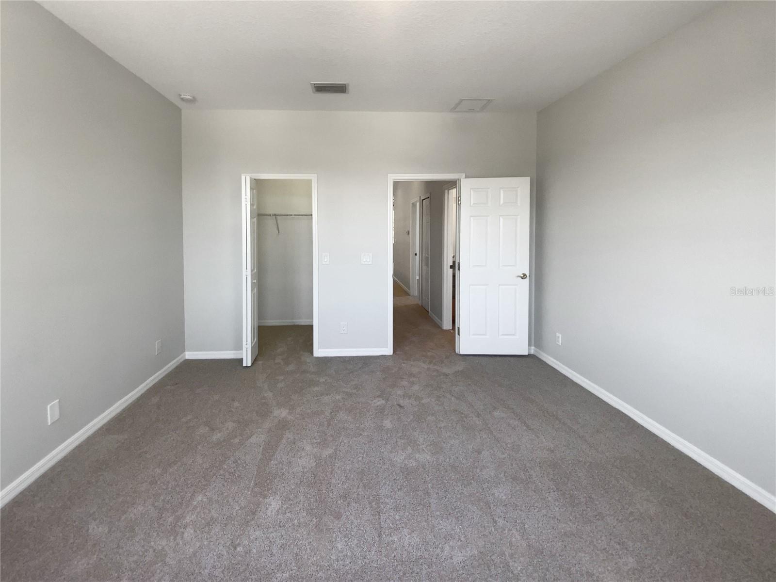 Image 32 of 44 For 4249 Hawksley Place