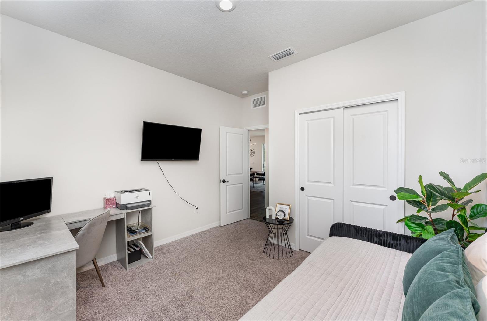 Image 12 of 30 For 13532 Palmera Vista Drive