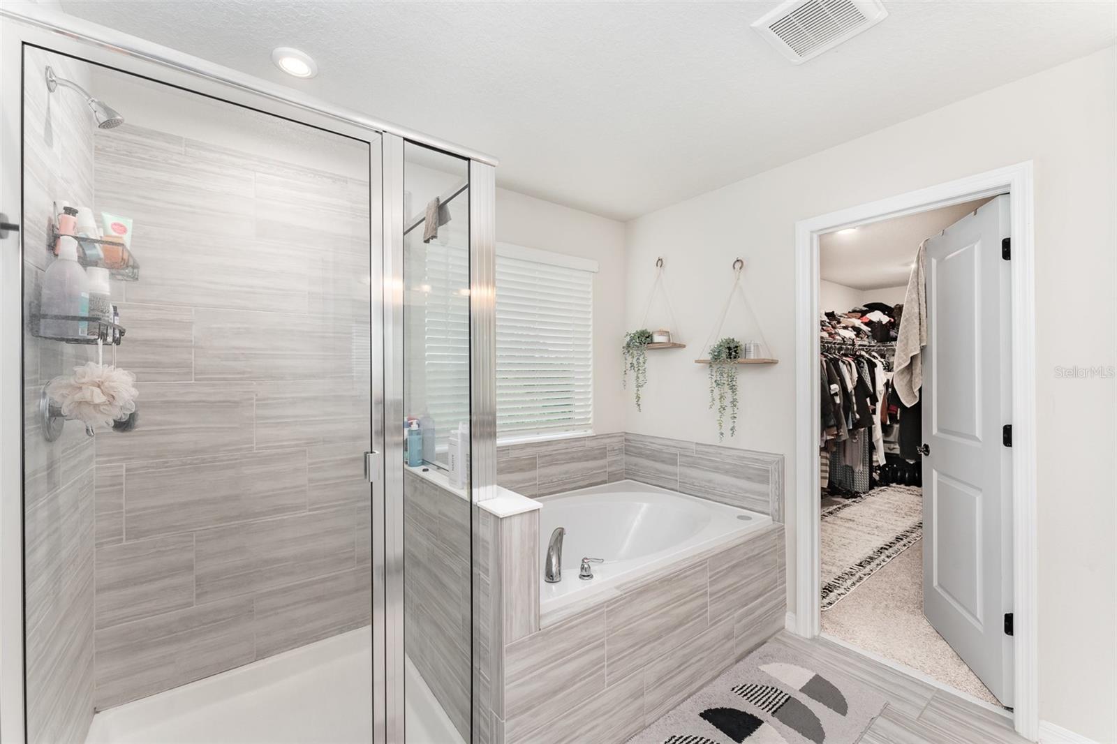 Image 21 of 30 For 13532 Palmera Vista Drive