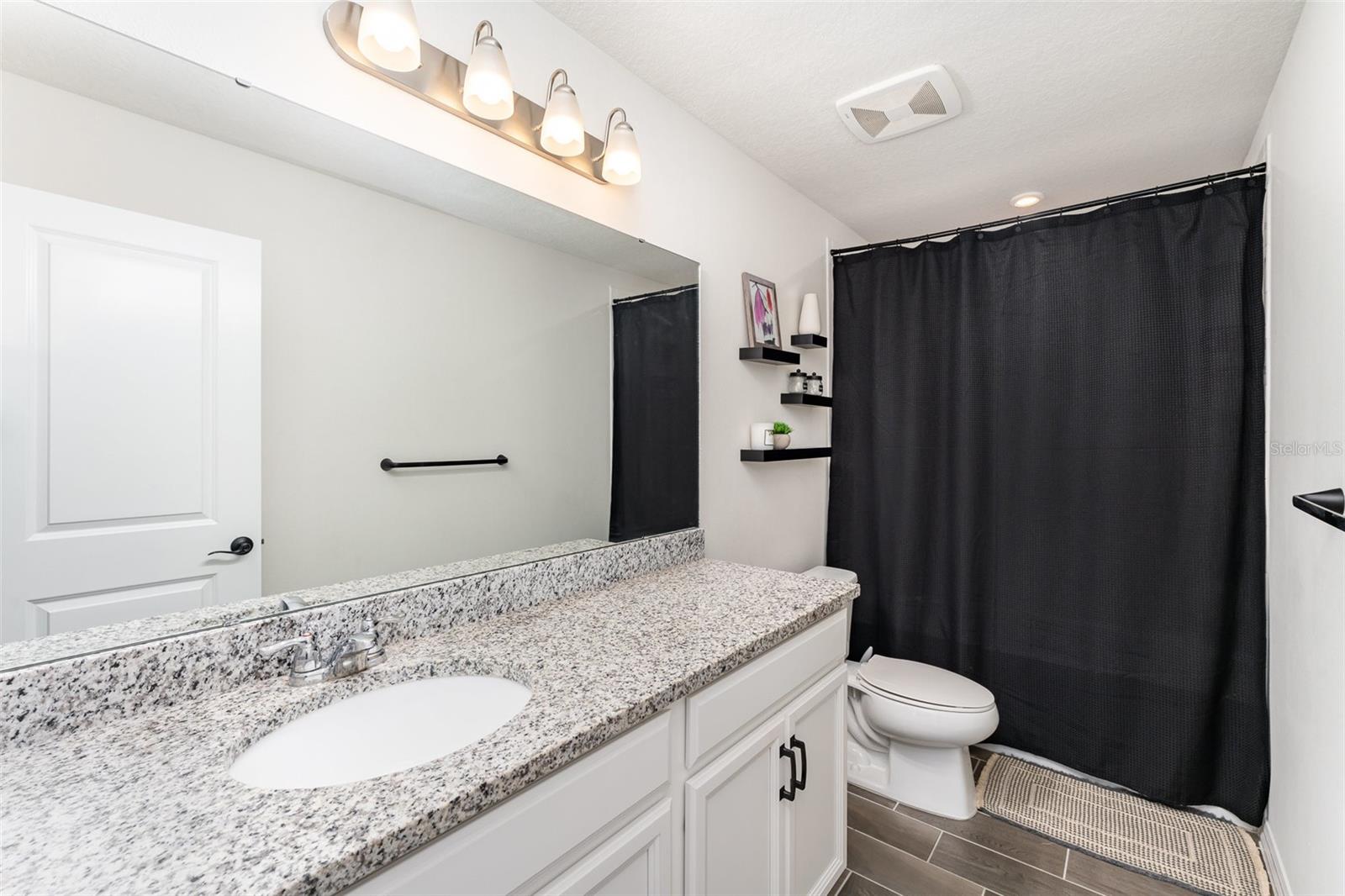 Image 23 of 30 For 13532 Palmera Vista Drive
