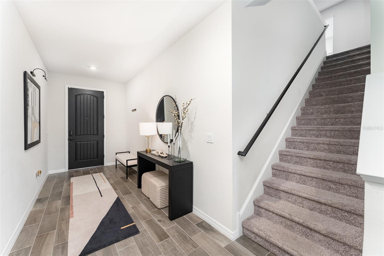 Image 3 of 30 For 13532 Palmera Vista Drive