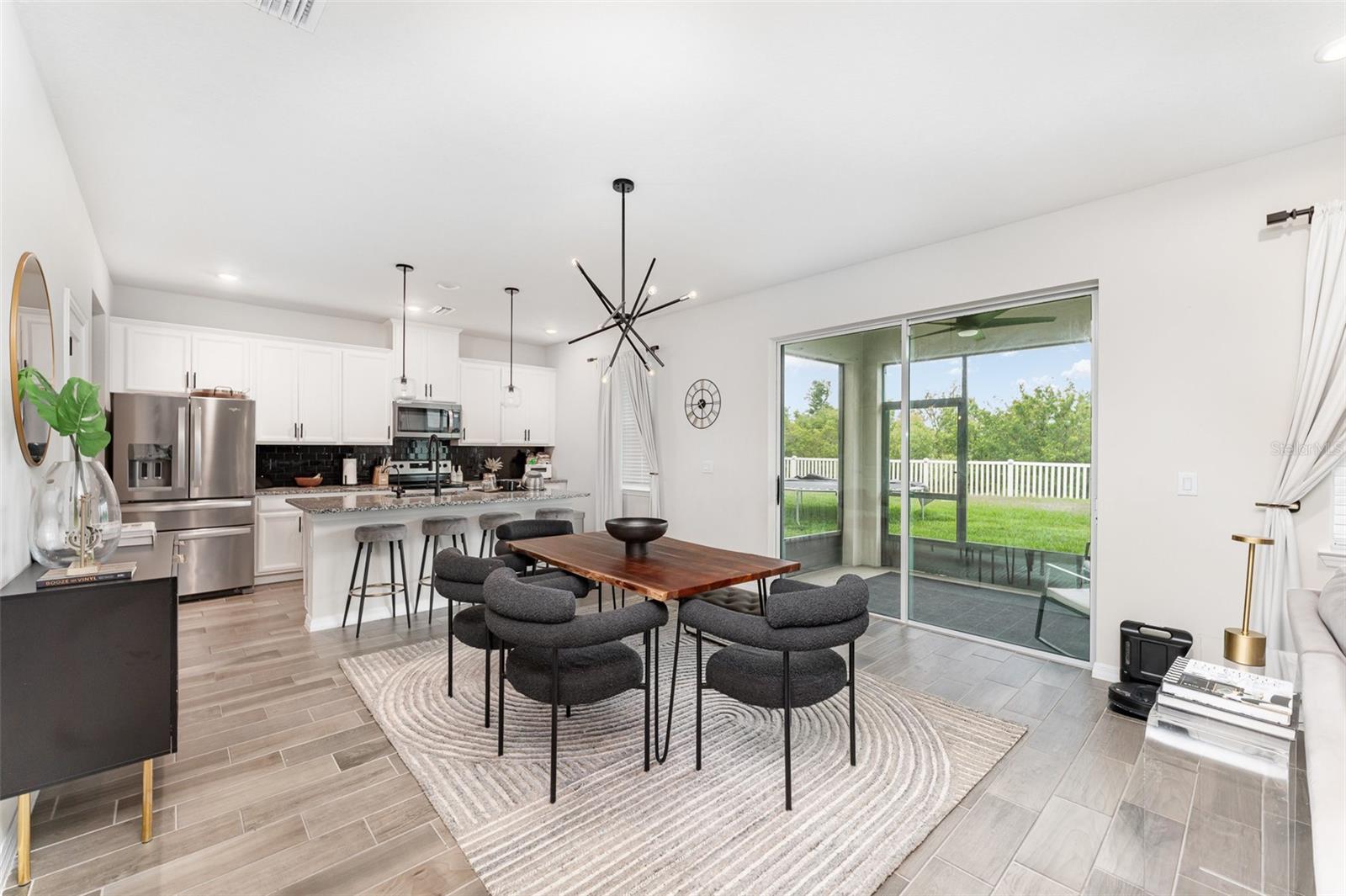 Image 6 of 30 For 13532 Palmera Vista Drive